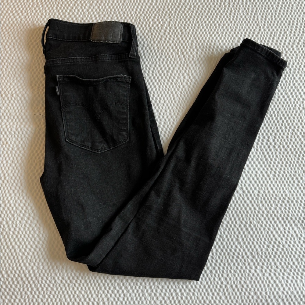 Levi’s Black Jeans High Rise Super Skinny Size 29